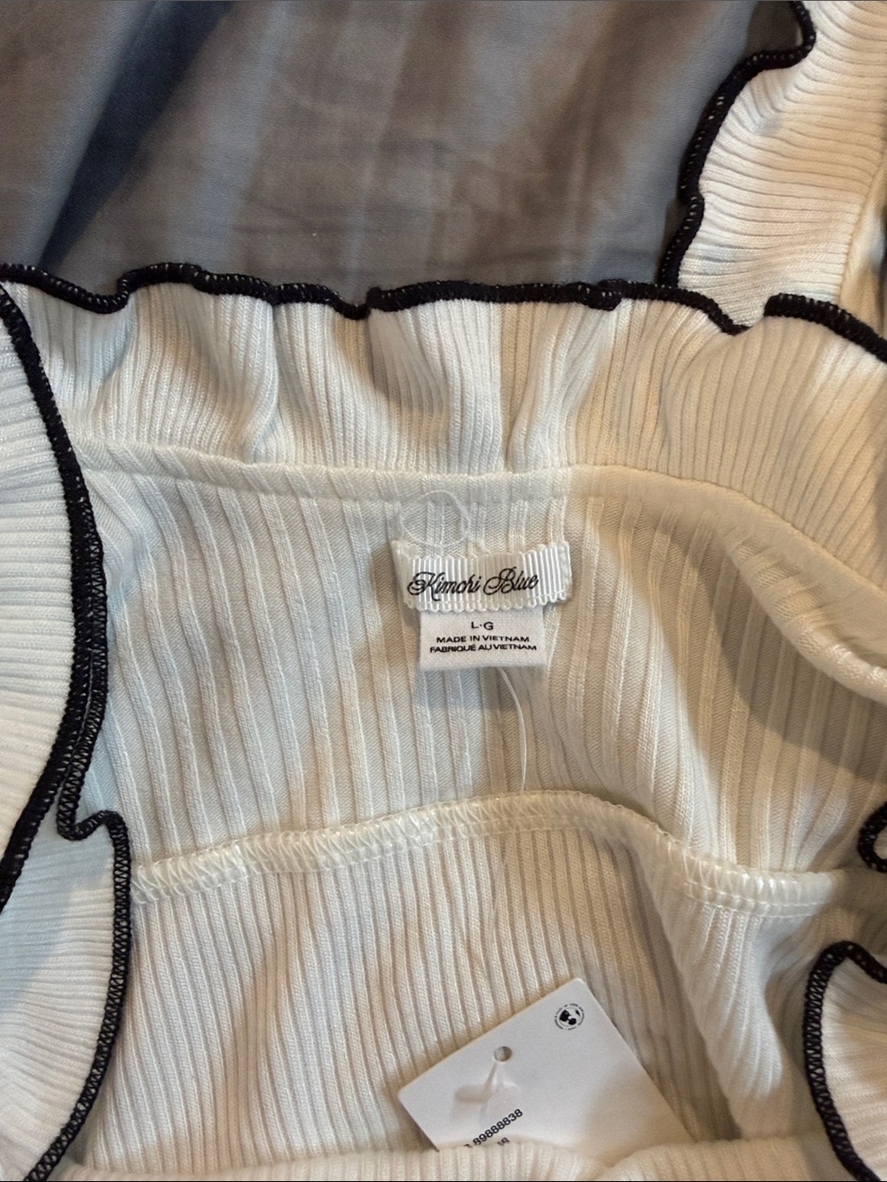 Kimchi Blue White Knit Ribbed Tank with Black Trim & Bow - Picture 2 of 4
